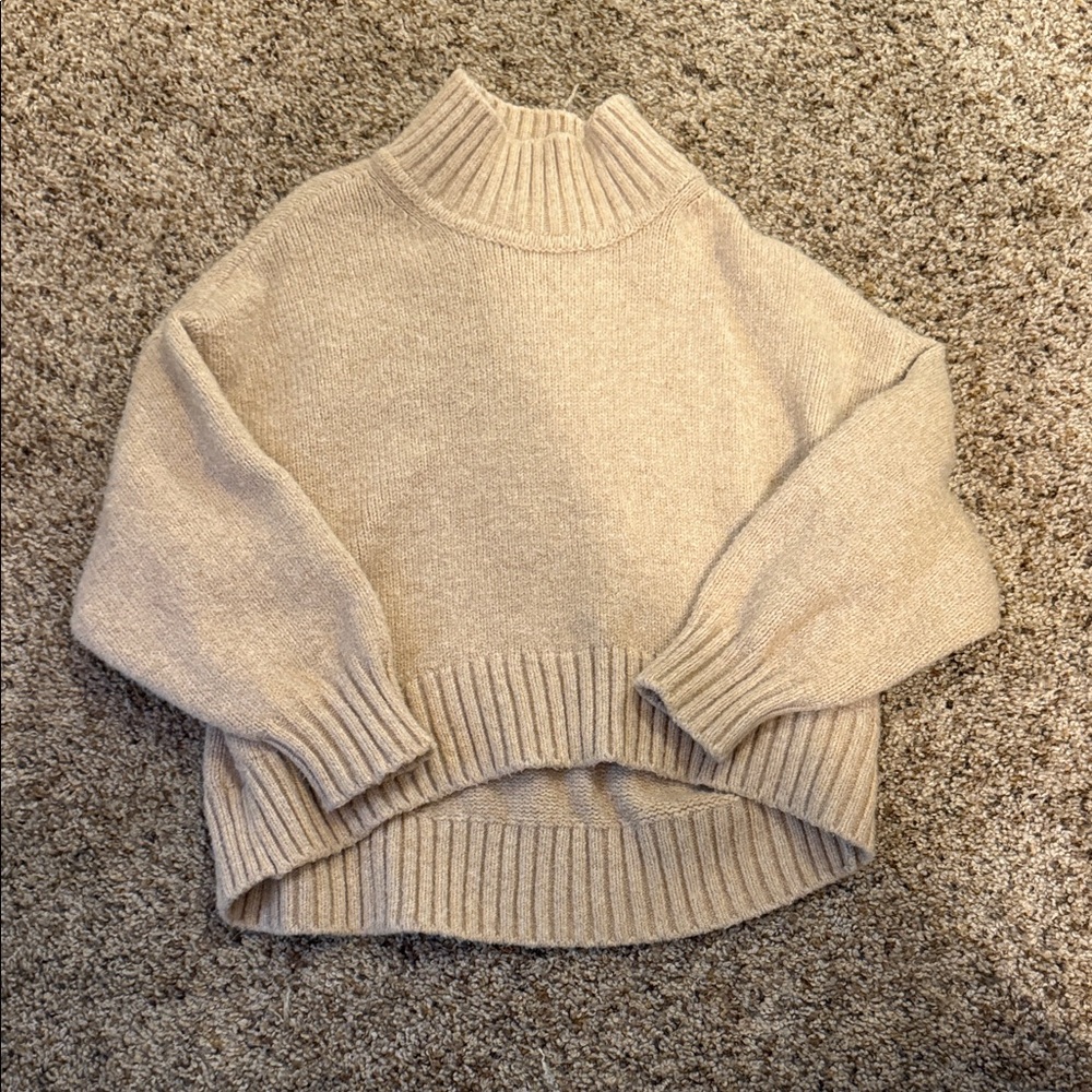 GAP Cream Turtleneck Sweater